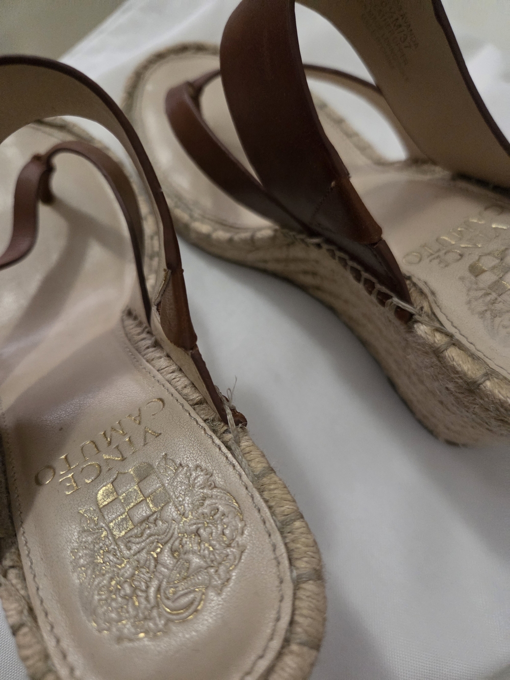 Vince Camuto Women's Brown Leather Slide Sandals - Picture 4 of 7